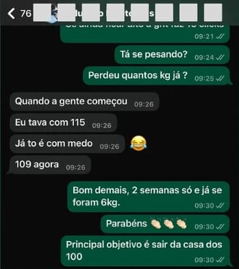 Conversa em que a paciente conta que foi de 115 para 109 kg em duas semanas