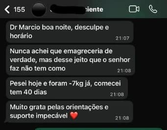 Mensagem de paciente contando que perdeu 7 kg em 40 dias e agradecendo o suporte